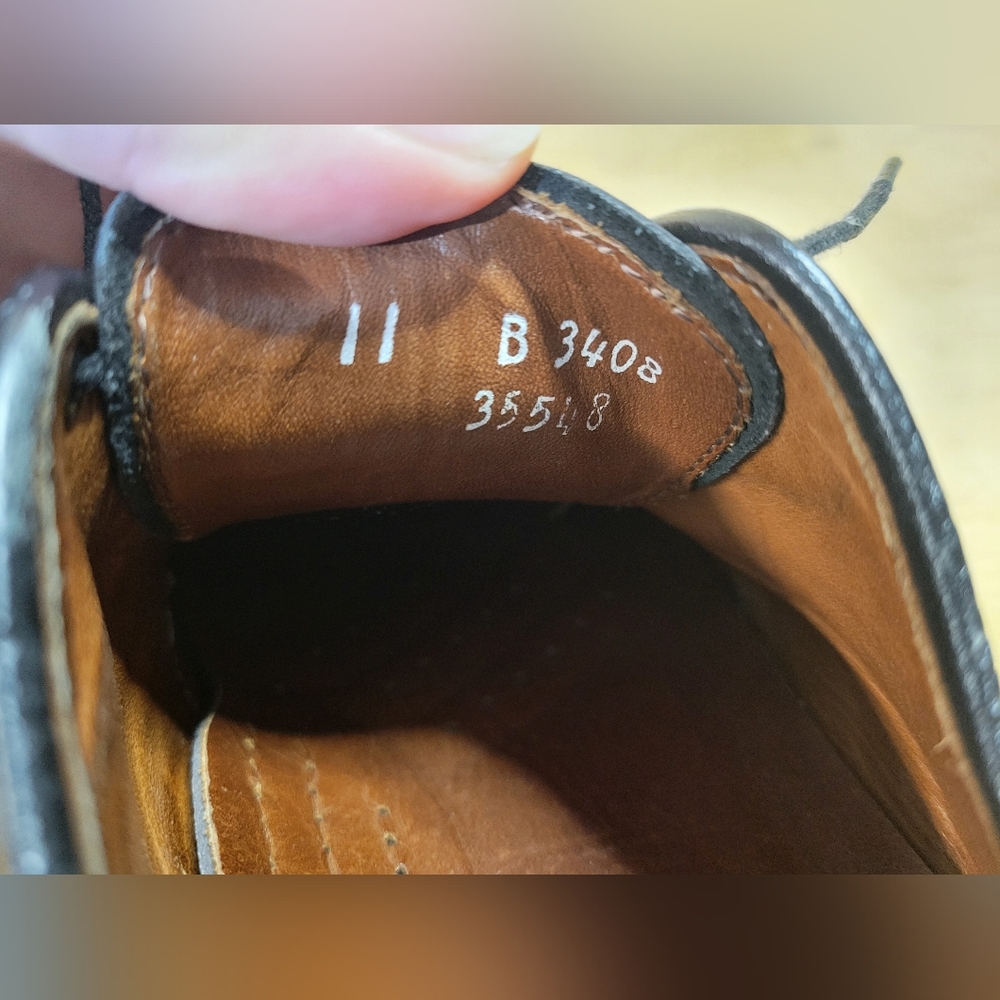 Allen Edmonds Black Leather Oxfords 11 B - Picture 9 of 10